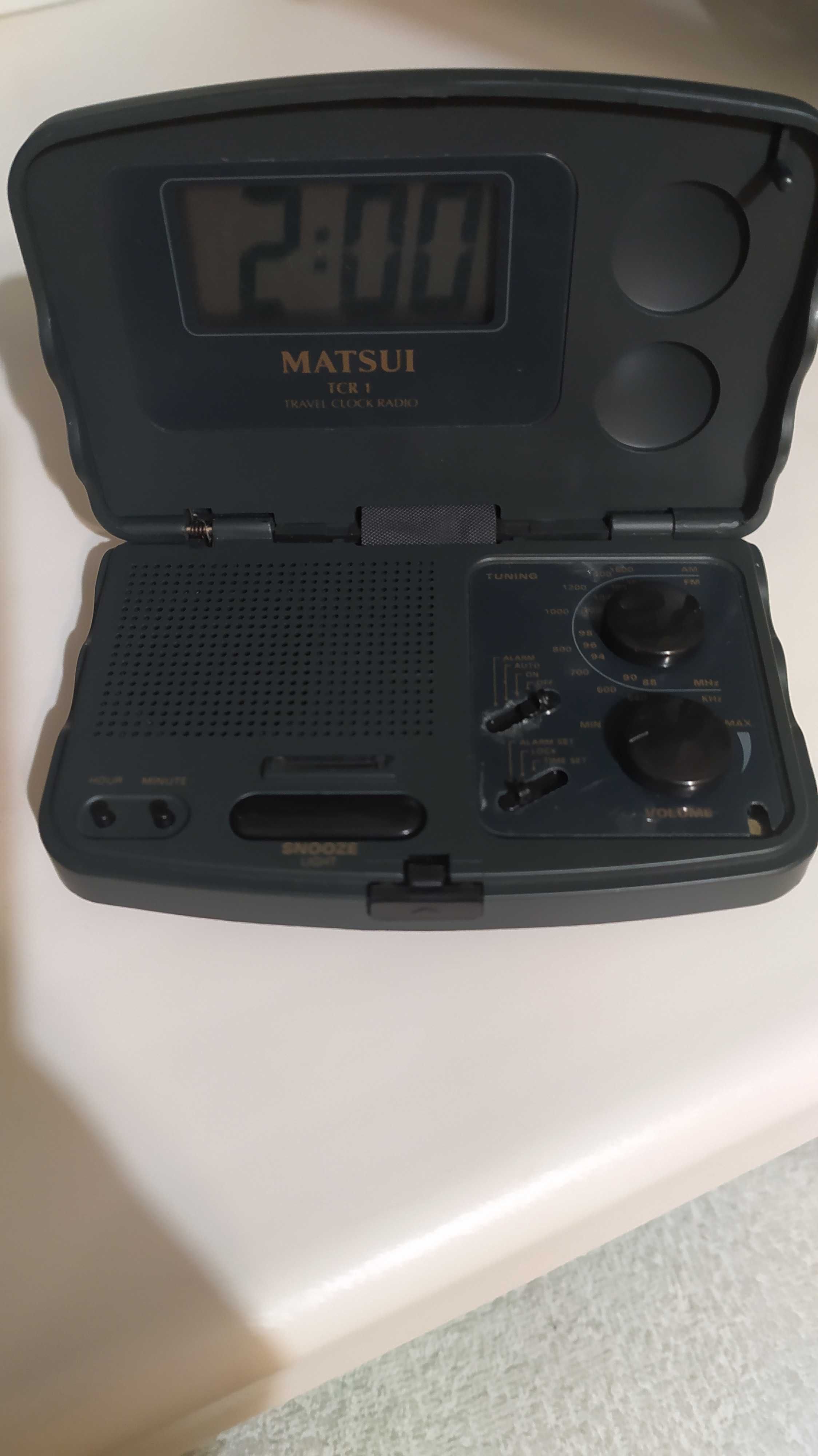 Matsui.Радио.Часы.