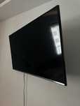 Telewizor Samsung z uchwytem