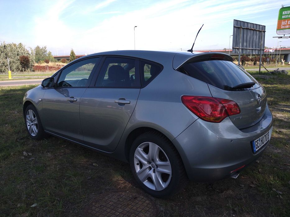 Astra 1,4 Turbo Bardzo ZADBANA 123tyś km  wojew.Śląskie