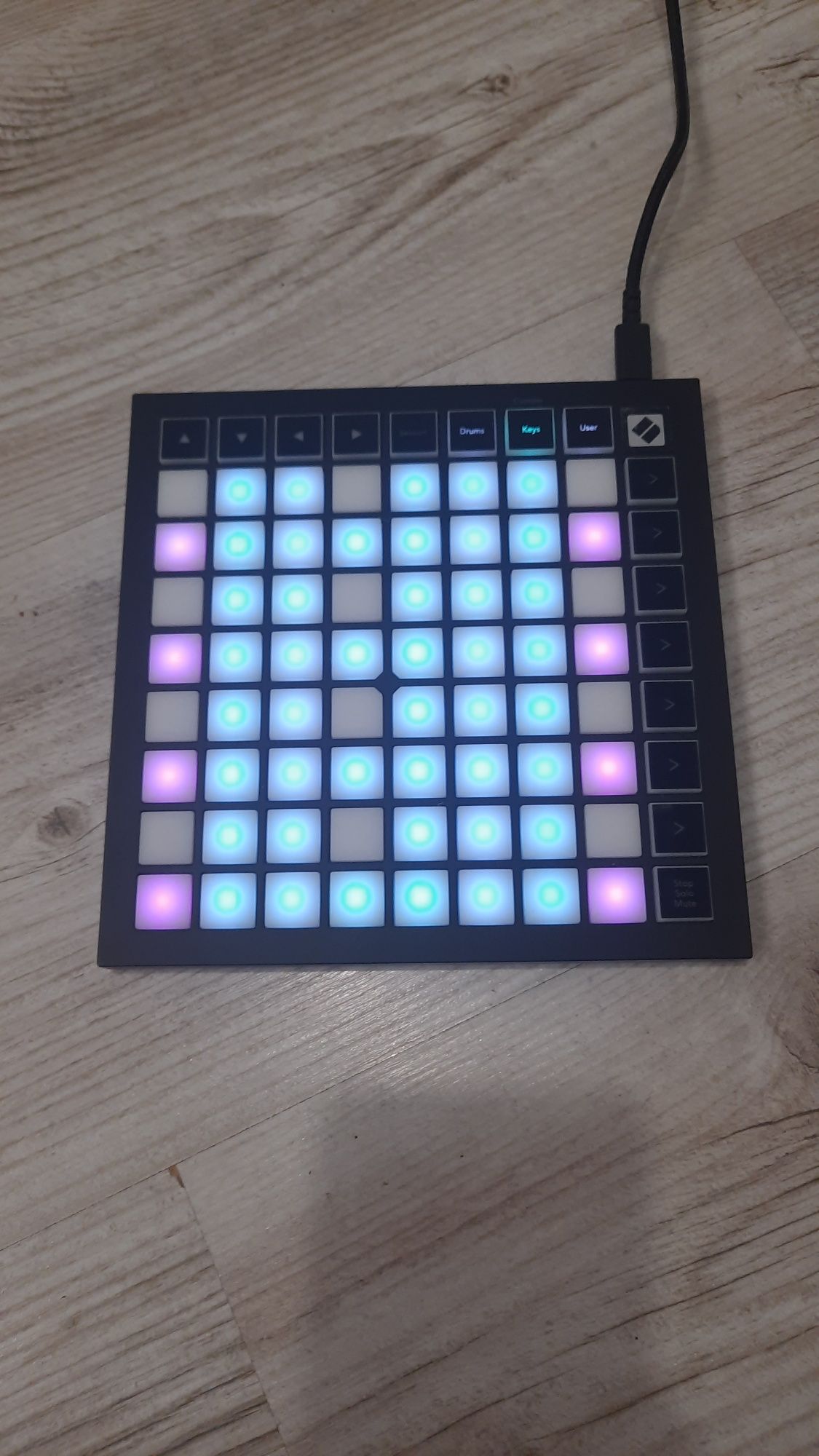 novation launchpad mini mk3 midi контролер ableton