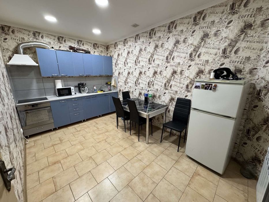 Аренда . 2х квартира. Андреевская. Ресторан Чача.