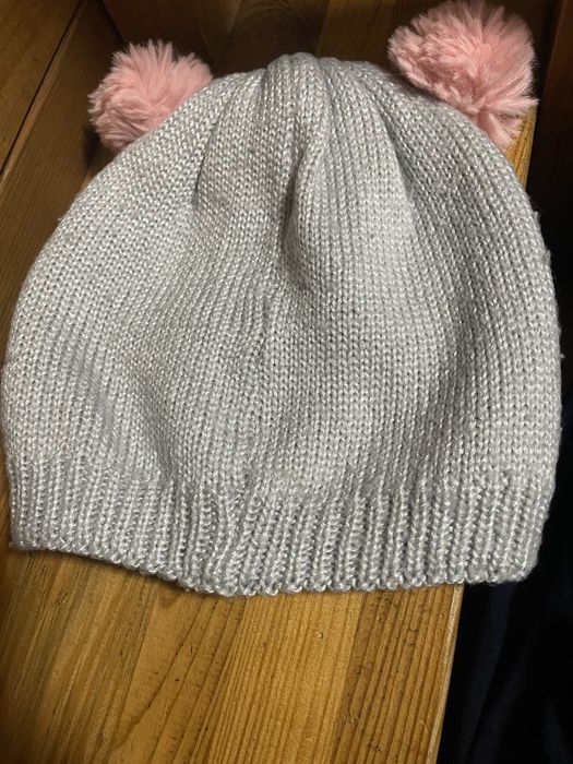 Продам шапку для дівчинки