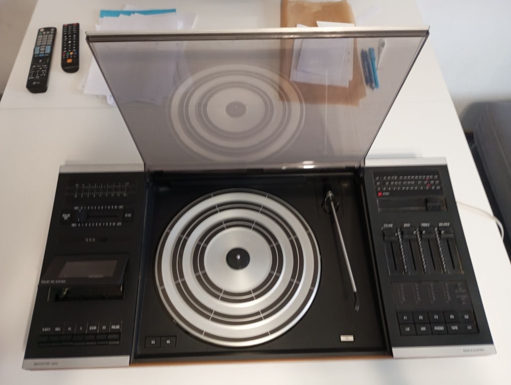 Beocentr 2000. Bang And Olufsen.