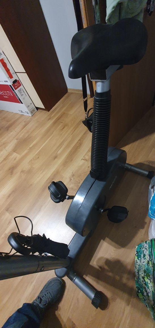 Do sprzedania rower stacjonarny w idealnym stanie