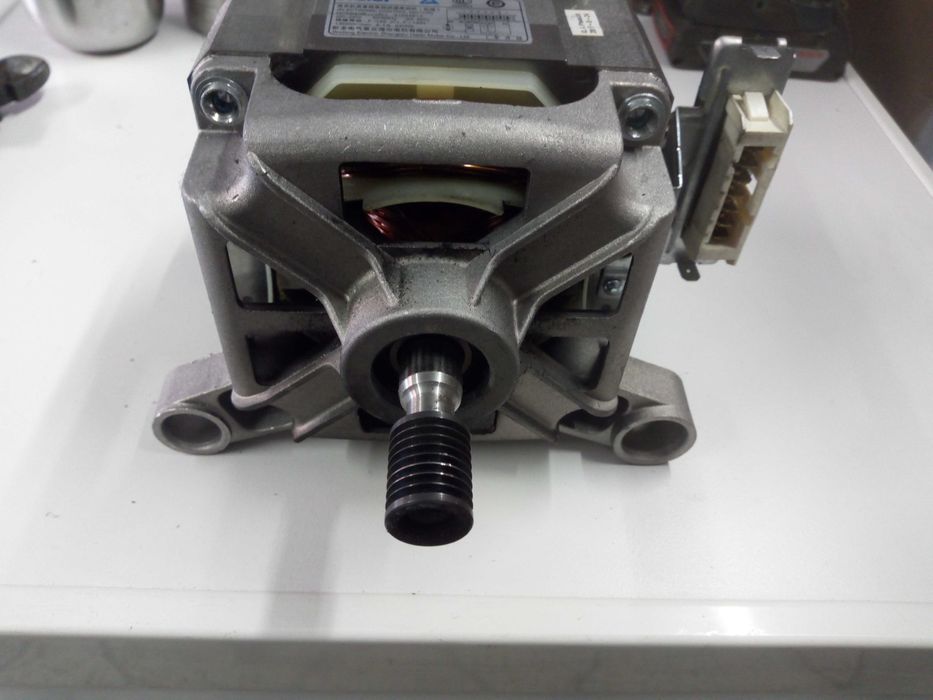 silnik Haier HCD63/39 A10 AL do pralki Candy