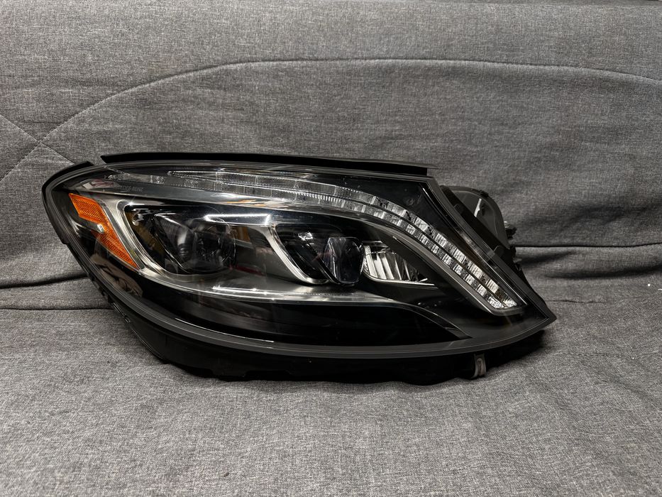 Фара Mercedes S  w222 2013-