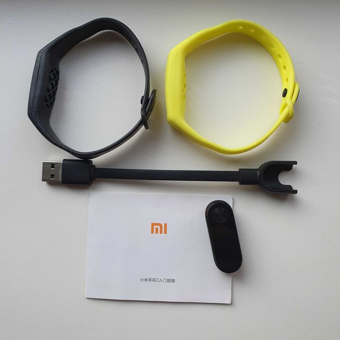 Продам часы электронные Band 8