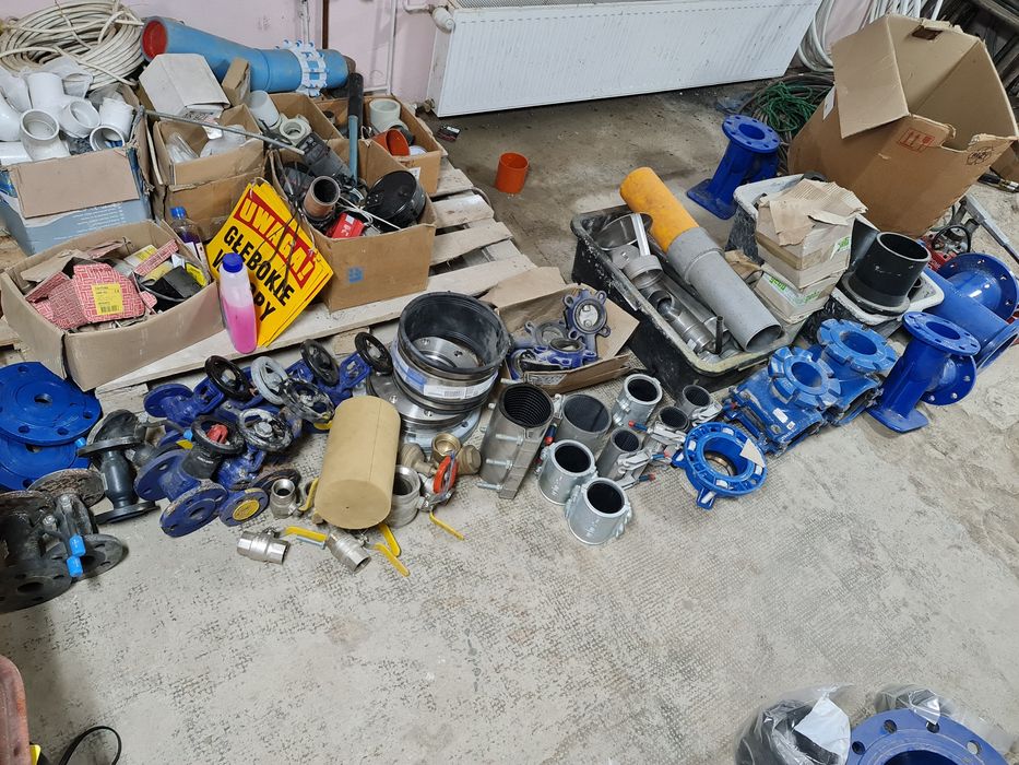 Hydraulika przemysłowa Dużo elementów