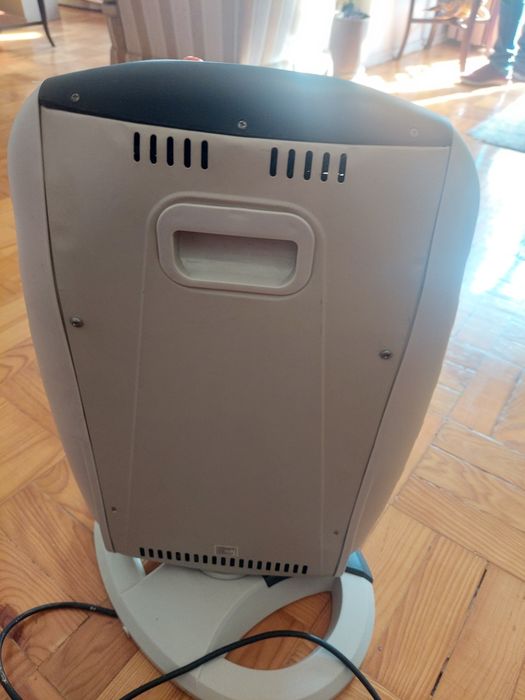 Aquecedor electrico giratório  1200w