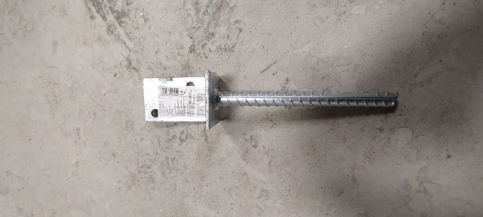 Wspornik słupa forma L stal żebrąz 80 mm ALBERTS