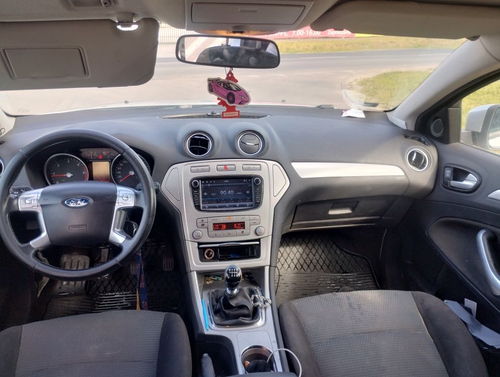 Sprzedam ford mondeo MK4 2.0 TDCi klima sprawna sprowadzony w 2021