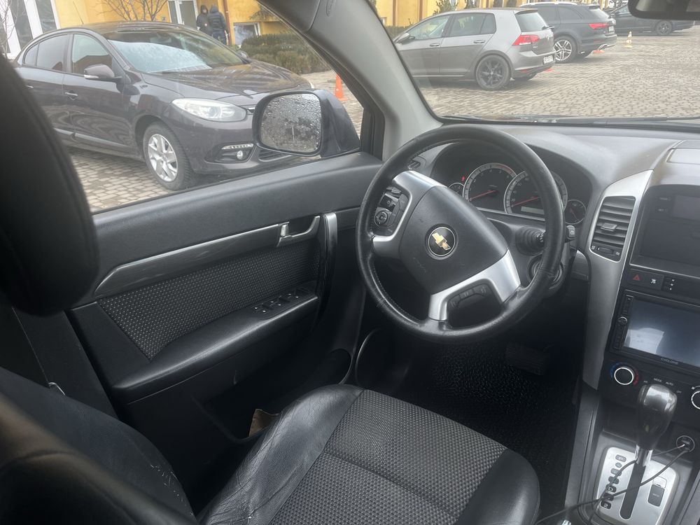 Автомобіль