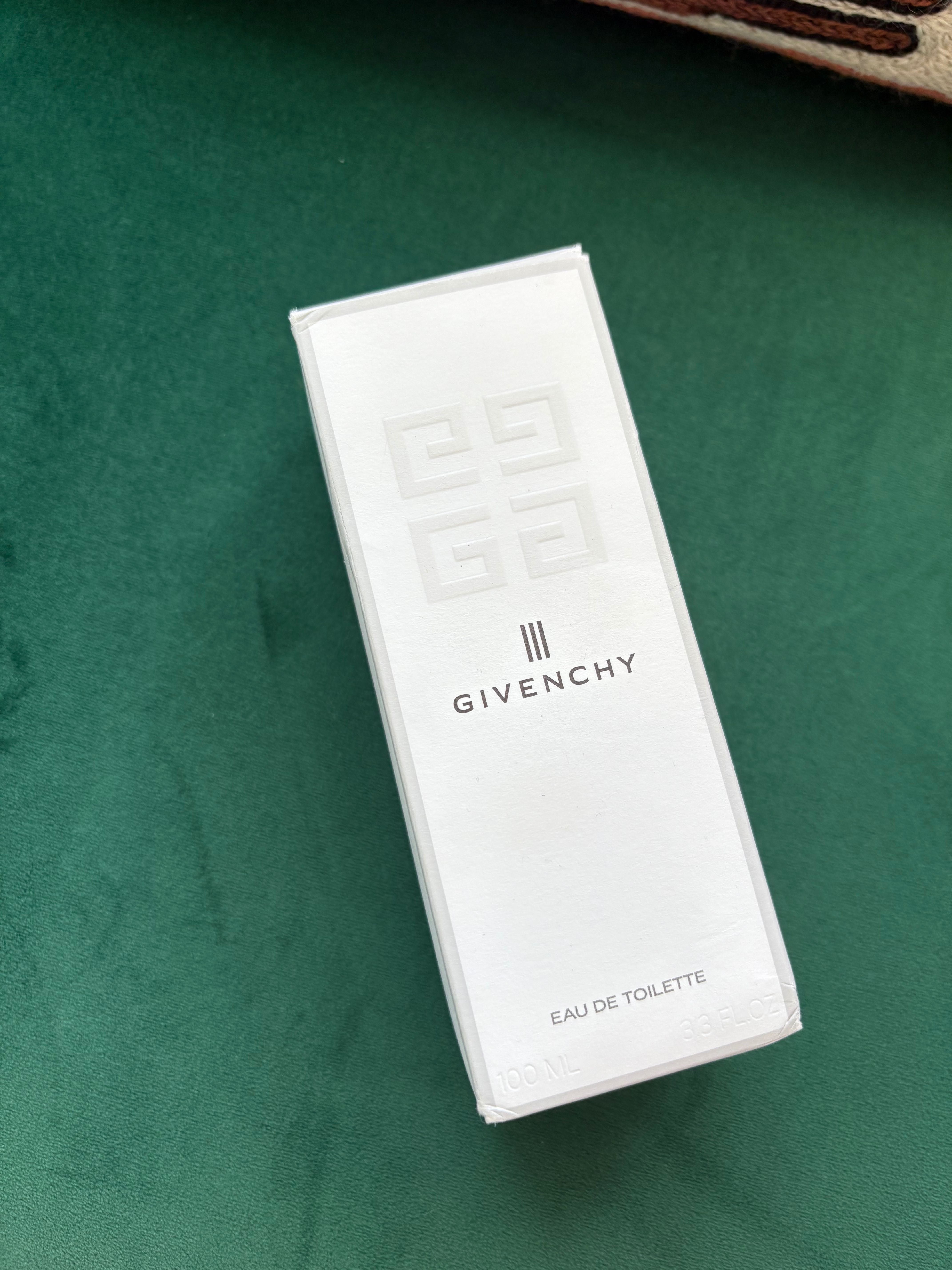 Givenchy 3 perfume novo