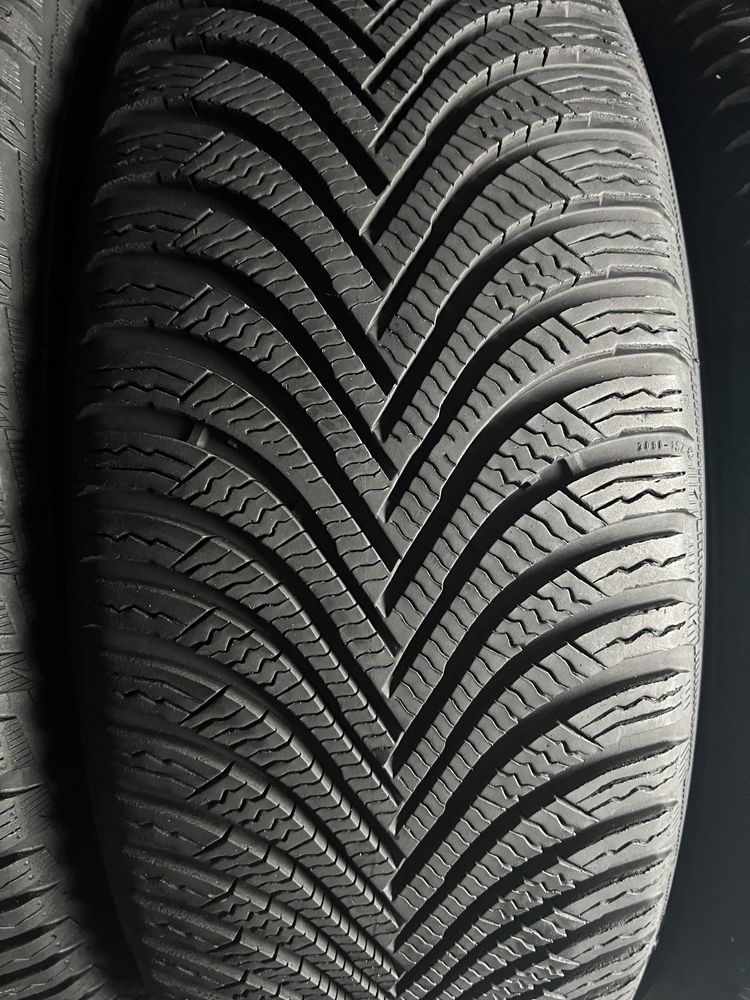 215/65/16 R16 Michelin Alpin 5 4шт зима