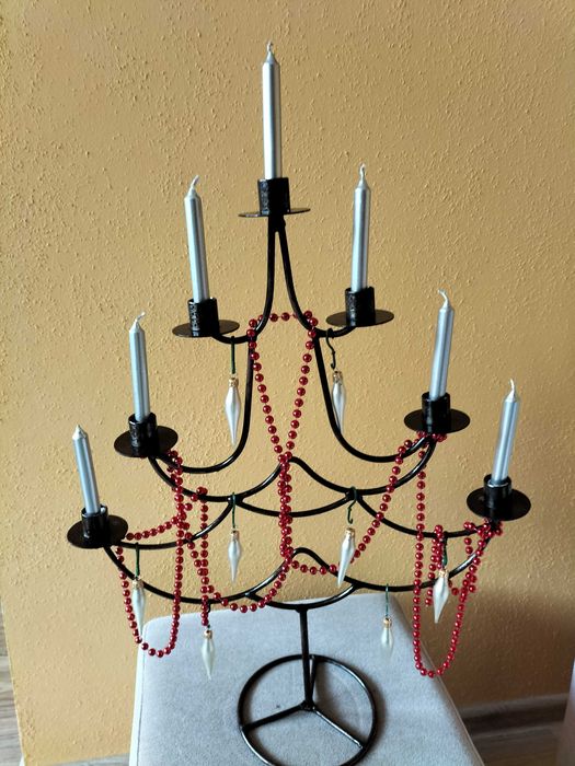 Metalowy świecznik choinka