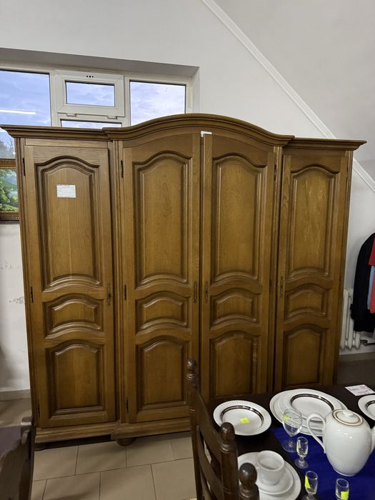 Duża piękna szafa z Belgii !