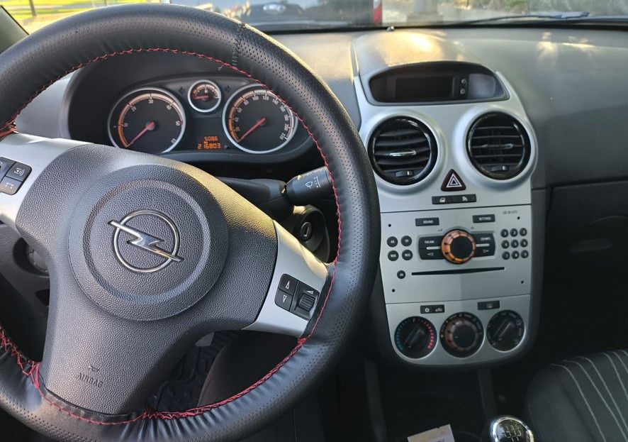 Opel corsa D 1.3 CDTI