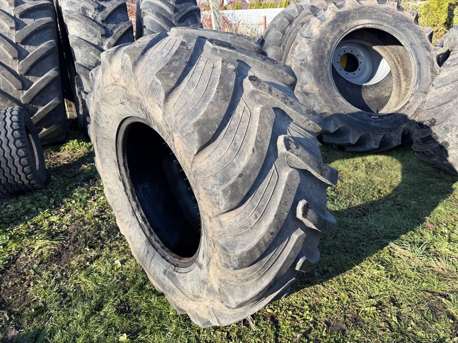 Opona 600/65R28 TAURUS