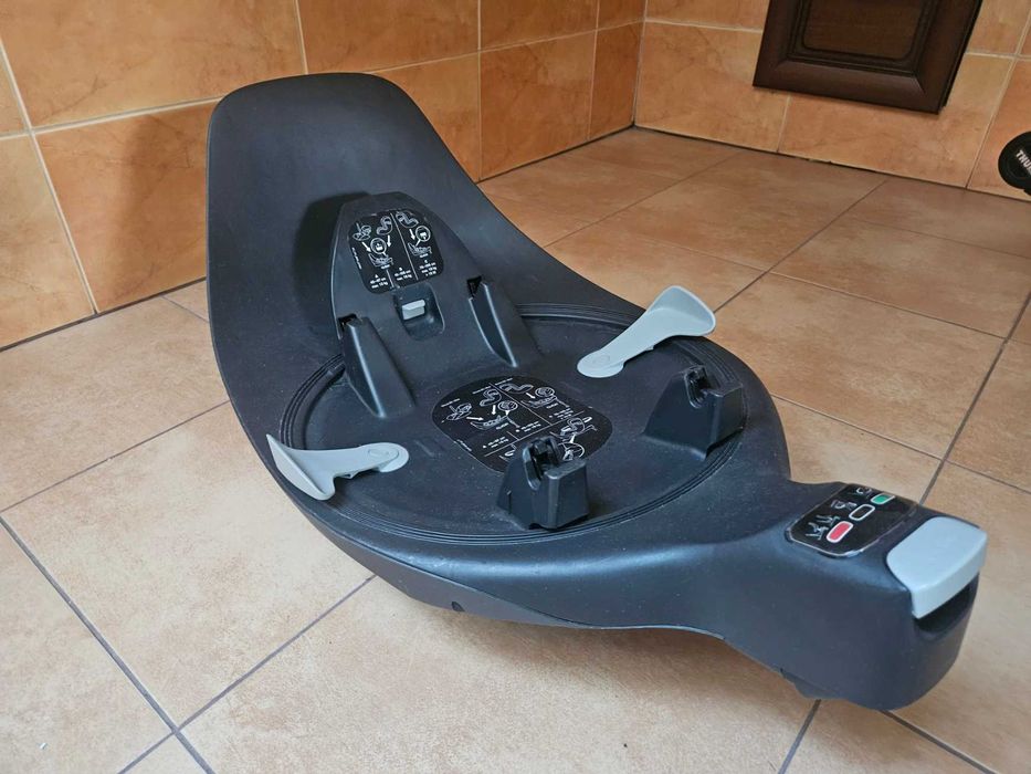 Cybex Cloud Z2 i-Size + baza Z2 + wkładka letnia (0-13kg)