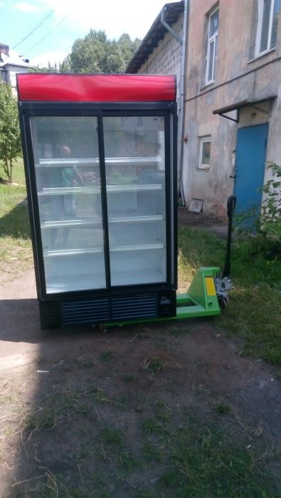 Холодильна вітрина.шафа вітрини холодильні витрина холодильная шкаф