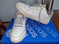 Tenis Adidas bons
