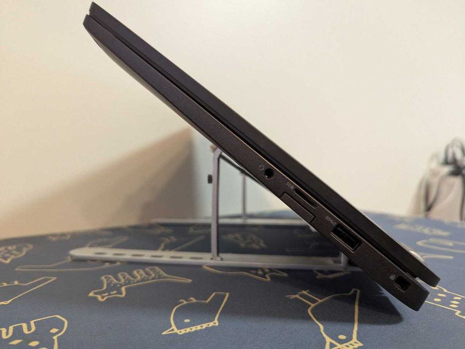 Dell Latitude 7400 | 14.0 | i7-8665U | 16GB | 500GB SSD | Win 11 Pro