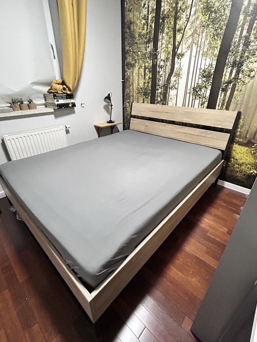 Komplet: używane łóżko BRW 165X205 +materac 160X200.
