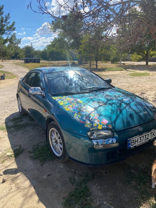 Mazda 323f-BA.