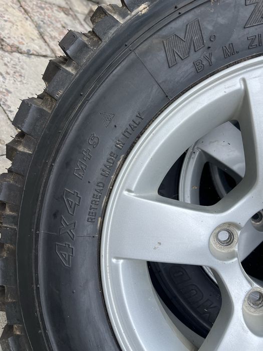 Продам колеса в сборі Suzuki Jimny 225/70 R15