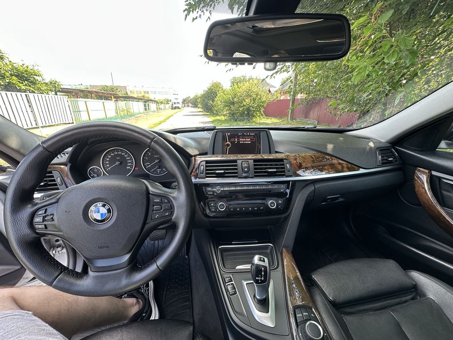 BMW F30 328i 2013