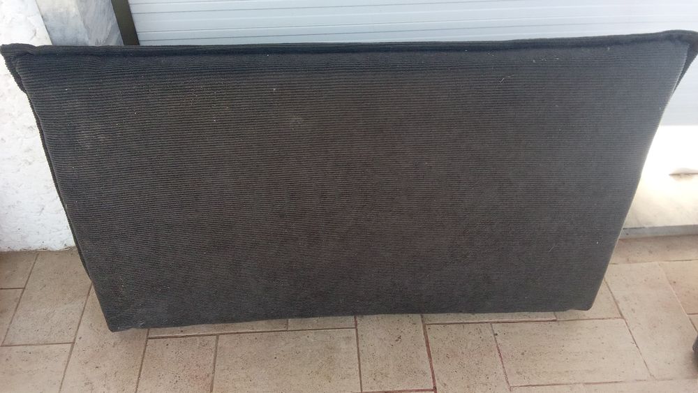 2 ENCOSTOS Rigidos e Almofados. 2 Fotos