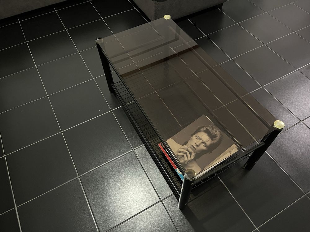 Mesa de apoio de vidro