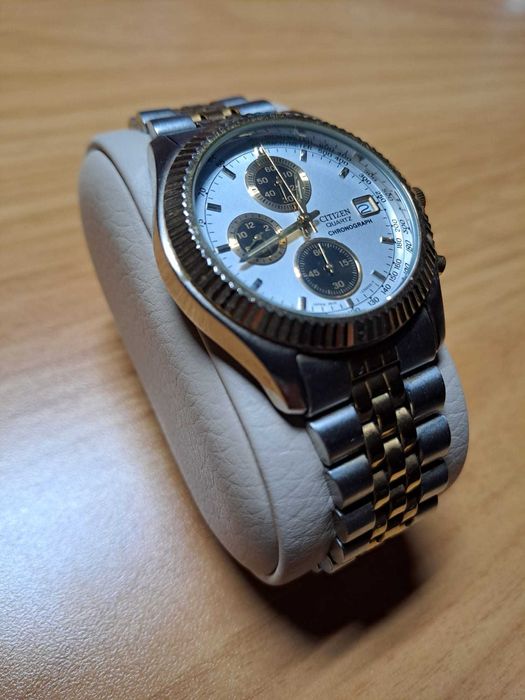 Relógio Citizen Quartz Chronograph – Dois Tons