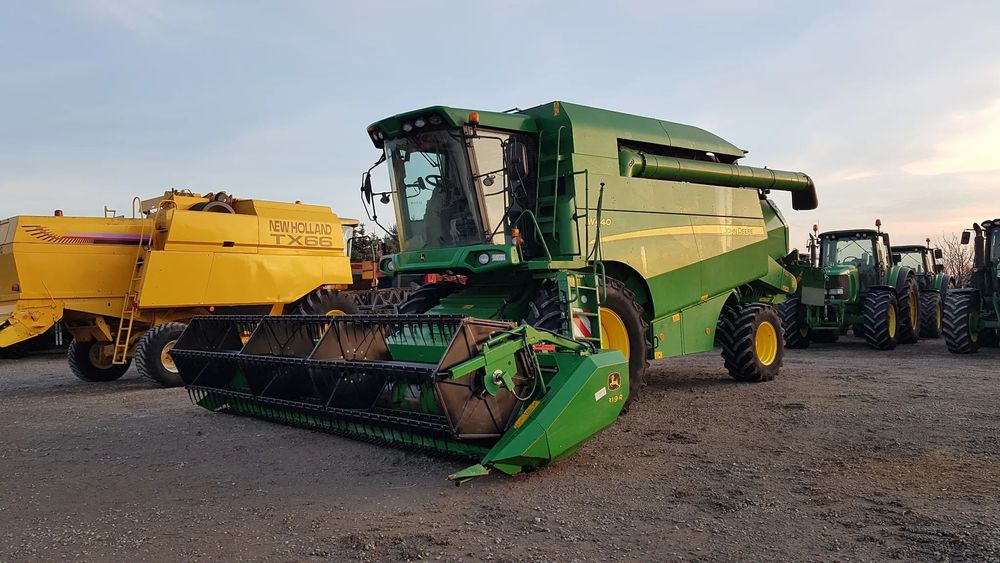 John Deere W 440  John Deere W 440 Heder 5,5M, Sieczka, Rozpylacz plew !!!