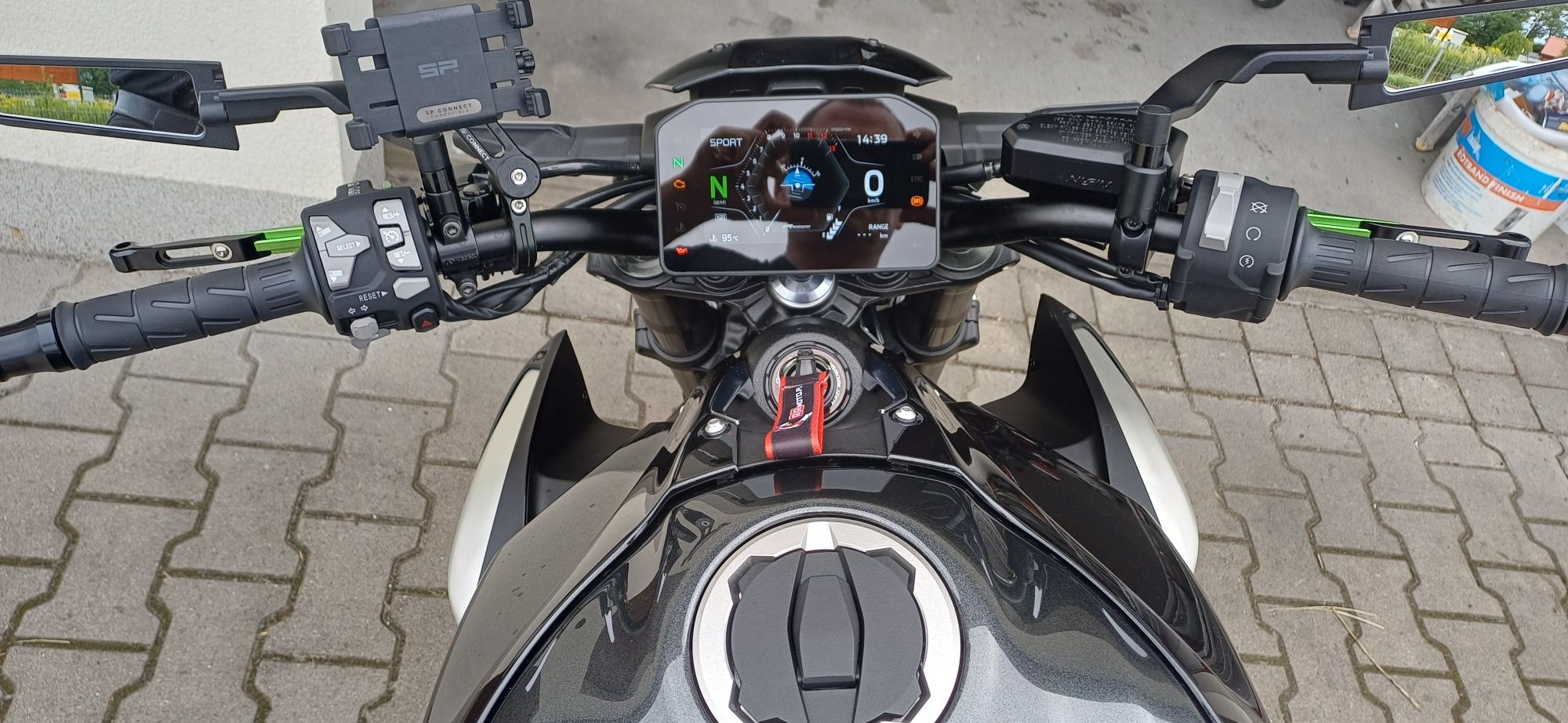 KAWASAKI Z900 Stan idealny pierwszy właściciel