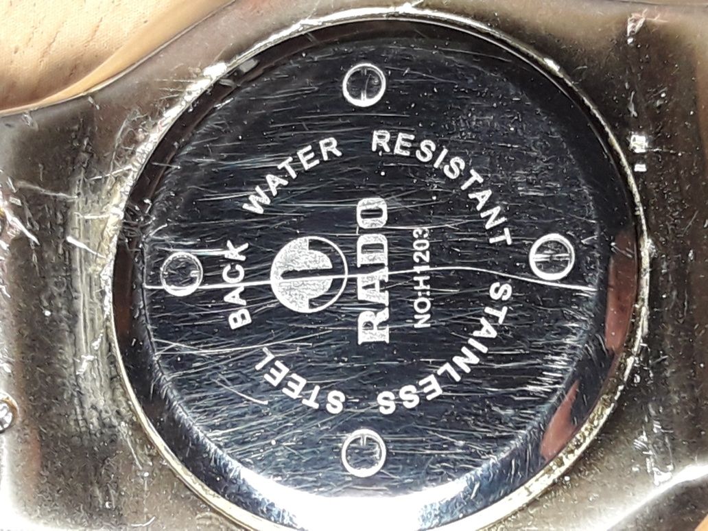 Часы наручные Rado swiss made кварц .