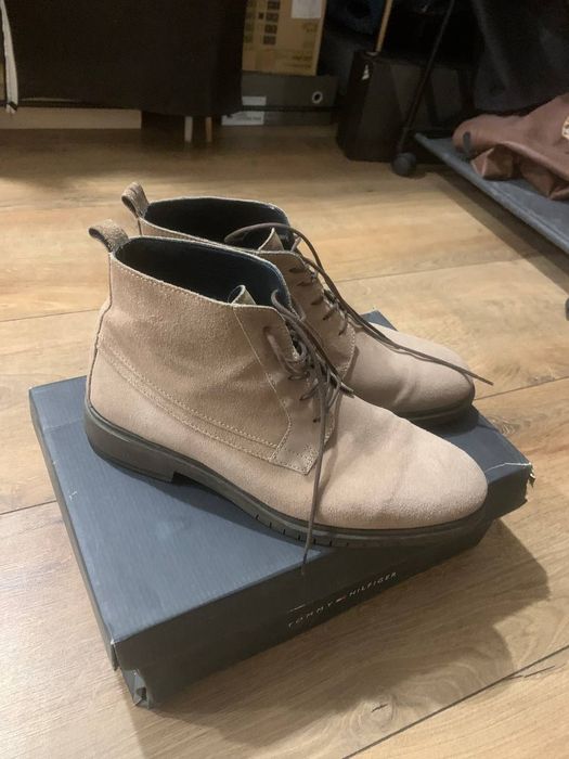 Чоловічі черевики Tommy Hilfiger в гарному стані