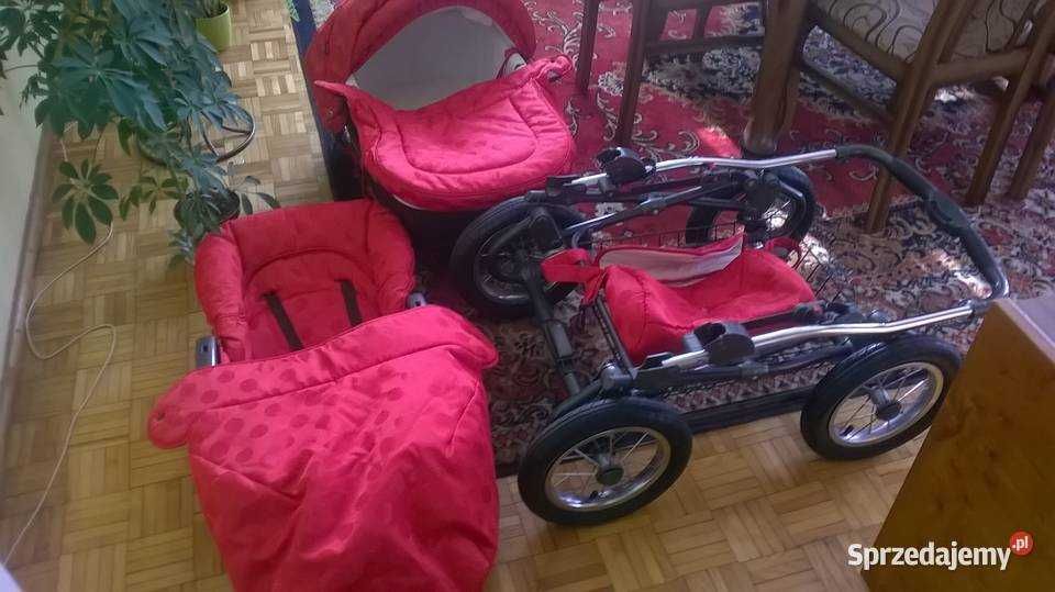 Wózek czerwony dla dziecka