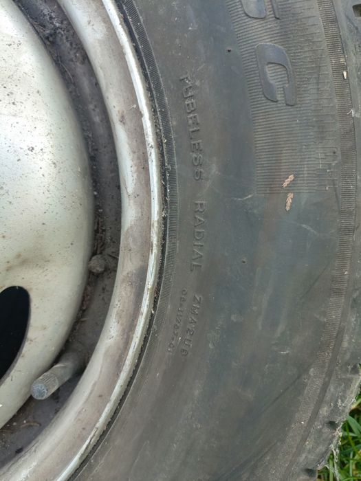 Sprzedam komplet opon 195/70/15c