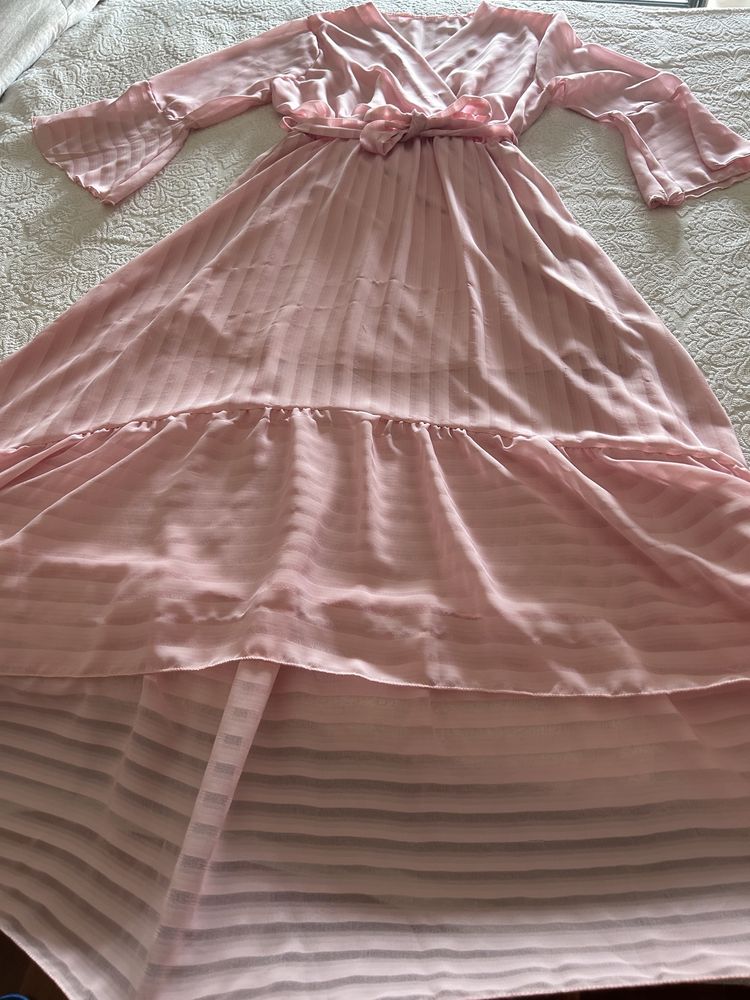 Vestido cor de rosa