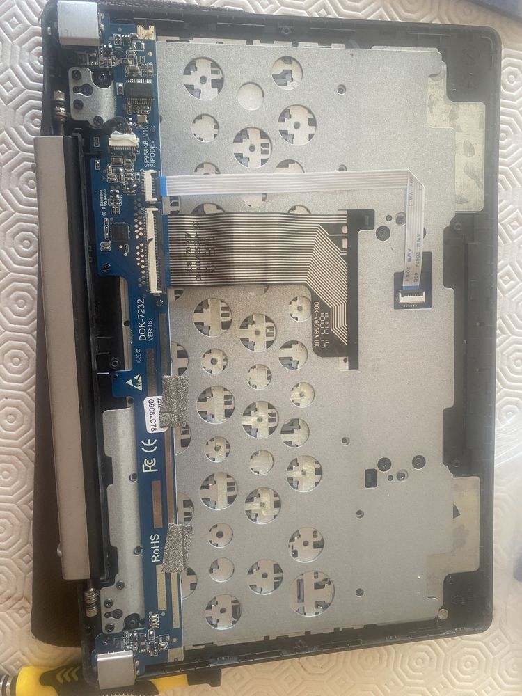 Vendo lenovo ecra partido
