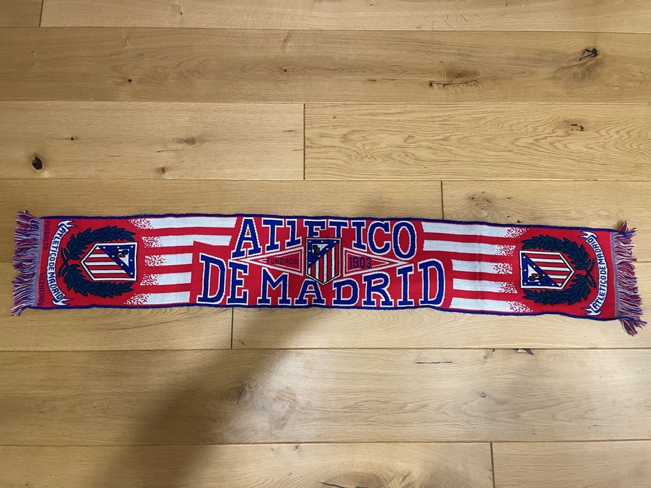 Szalik piłkarski Atletico Madrid