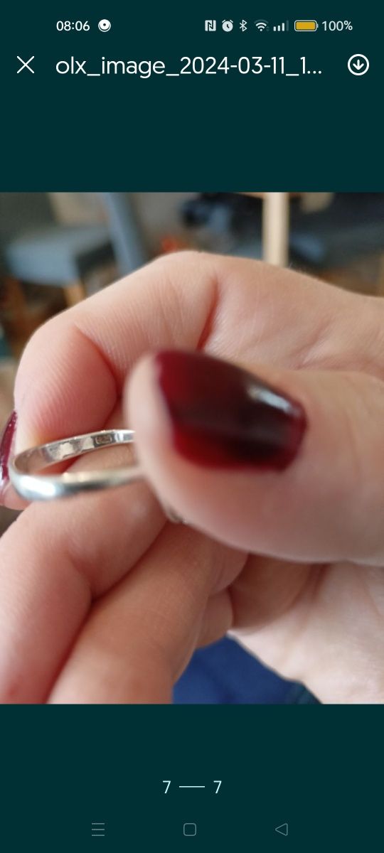 Srebrny (pr.925) pierścionek z oczkiem w kolorze szafirowym i markazyt