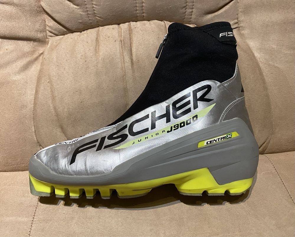 Fischer J9000 buty biegowe do nart biegowych SNS 41