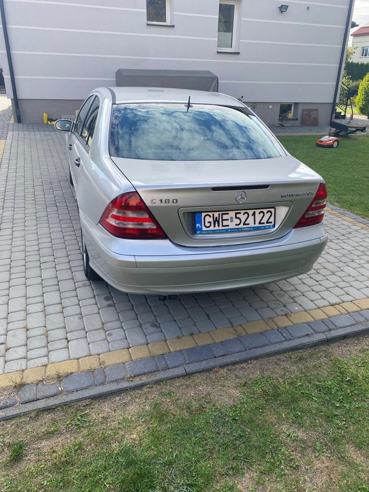 Mercedes C180 kompeessor