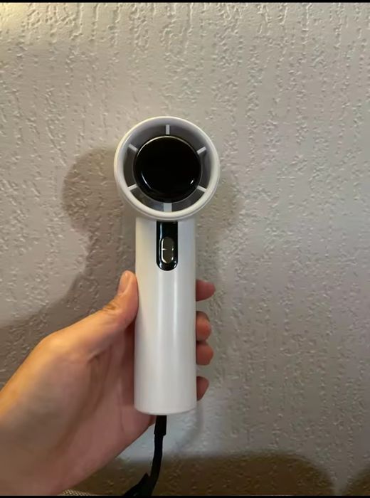 Ручний вентилятор