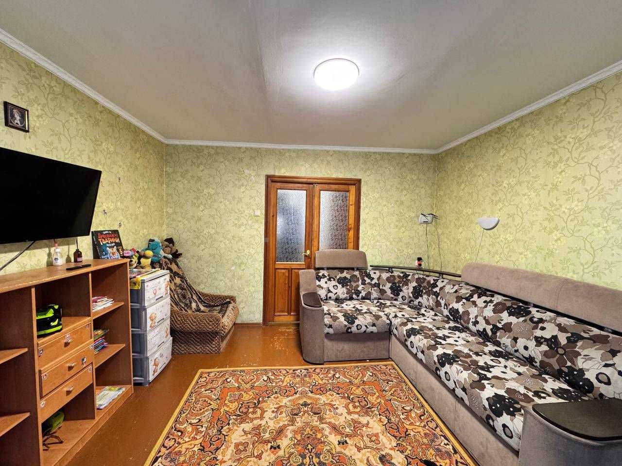 Продам 2 чешку на Левобережный-3 пр. Мира