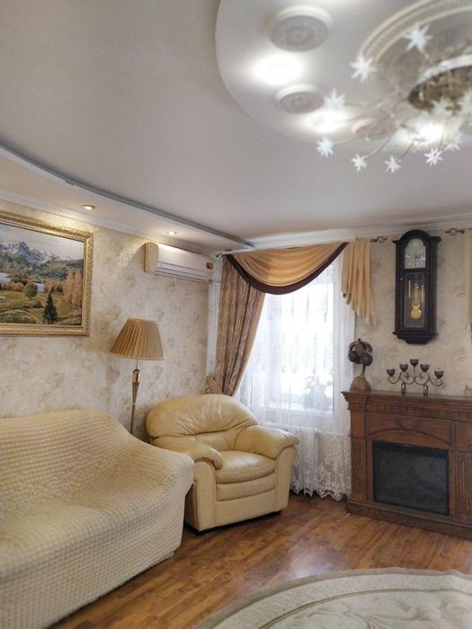 3-х комнатная в кирпичном дома на Высоцкого/Сахарова (2-870-569)