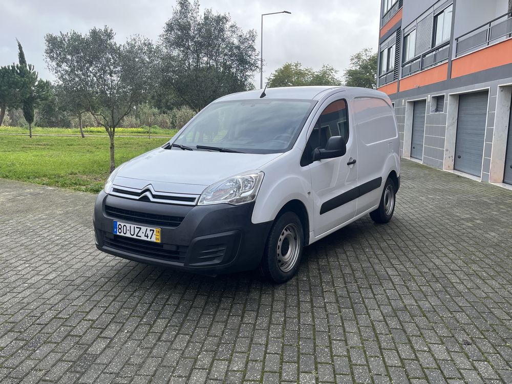 VENDO Citroen Berlingo NACIONAL (107000 KM!)