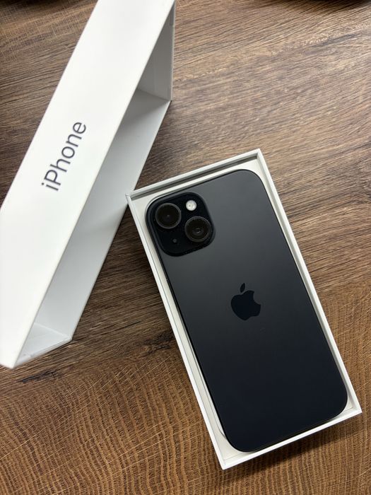 iPhone 15 czarny 256 GB stan idealny